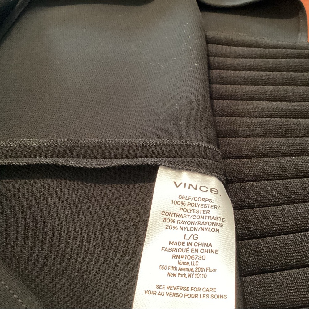 VINCE Black Pleated Top - Picture 9 of 11
